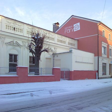 Penzion Fan Karlovy Vary Exterior photo